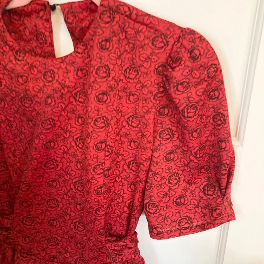 Vintage peplum red and black floral dress size SMALL - Picture 3 of 8